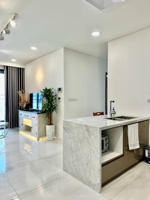 2 Bedroom Luxury Condo In City Central Ho Chi Minh-stad Buitenkant foto