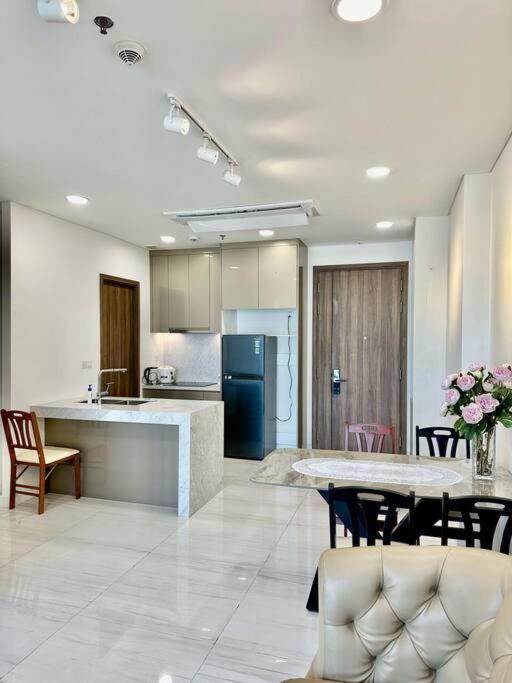 2 Bedroom Luxury Condo In City Central Ho Chi Minh-stad Buitenkant foto